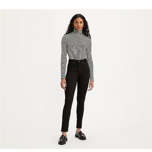 Black Levi’s 721 High Rise Skinny Jeans